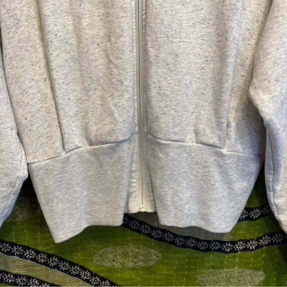 Athleta Heather Gray Speckled Balance Sweatshirt Size Small - Picture 8 of 13